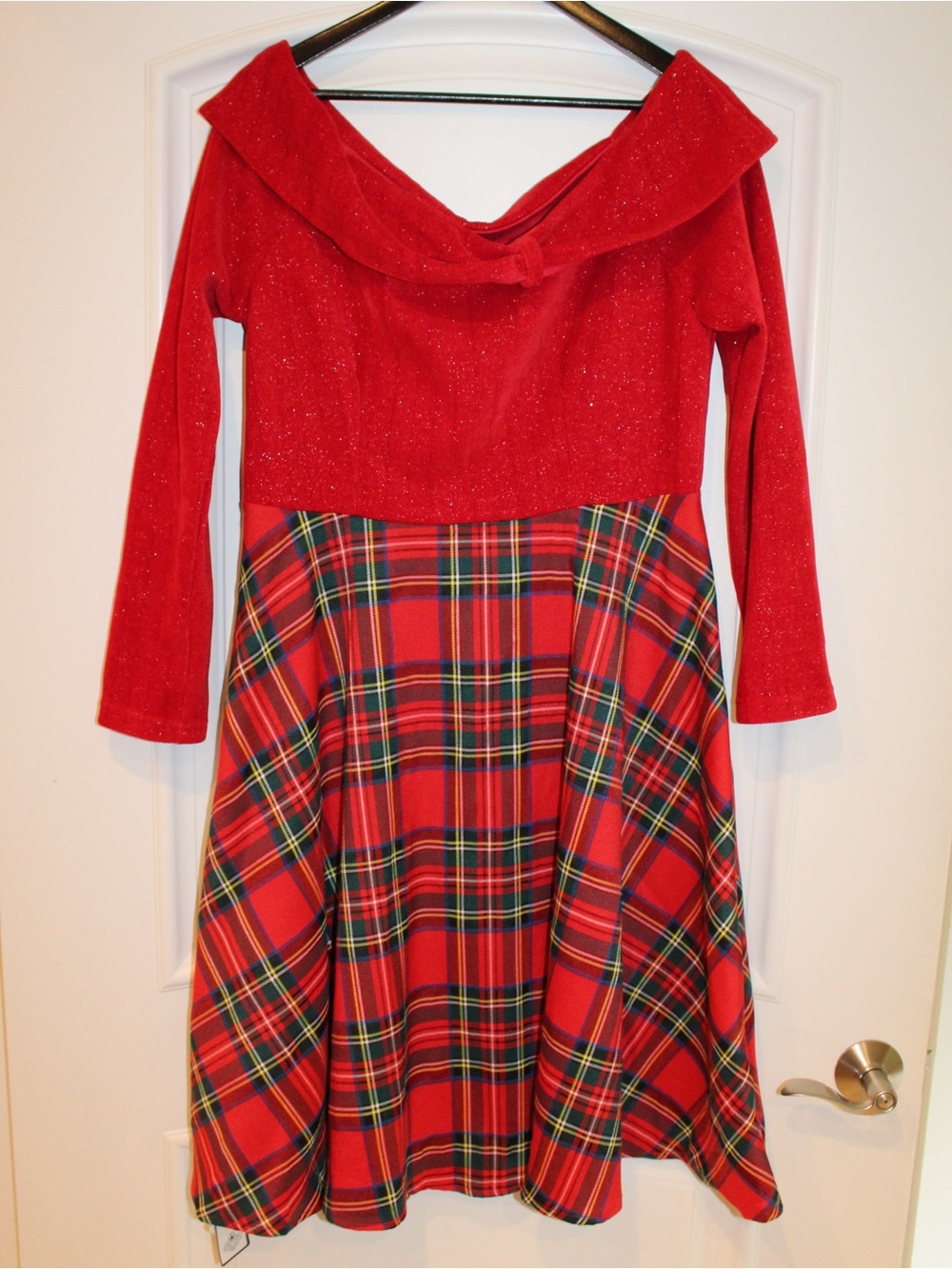 Plaid Christmas dress (women’s XXL) (NWT)